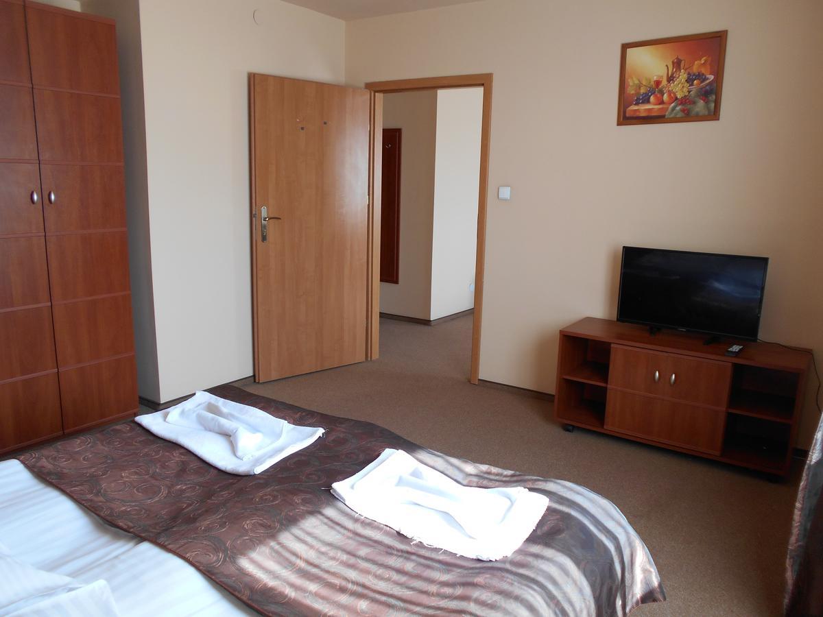 Hotel Astor Radom Dış mekan fotoğraf