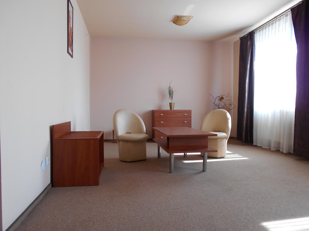 Hotel Astor Radom Dış mekan fotoğraf