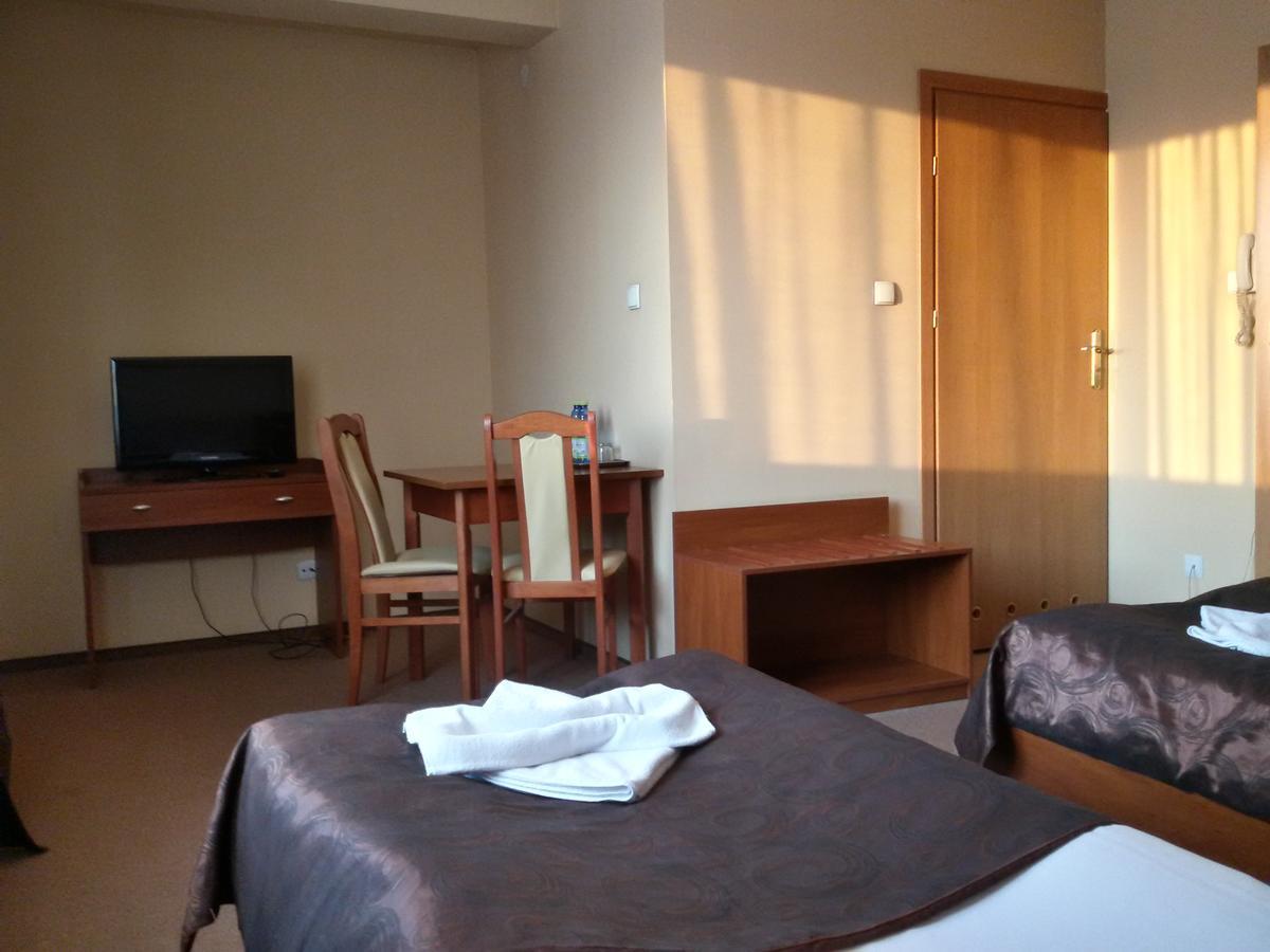 Hotel Astor Radom Dış mekan fotoğraf