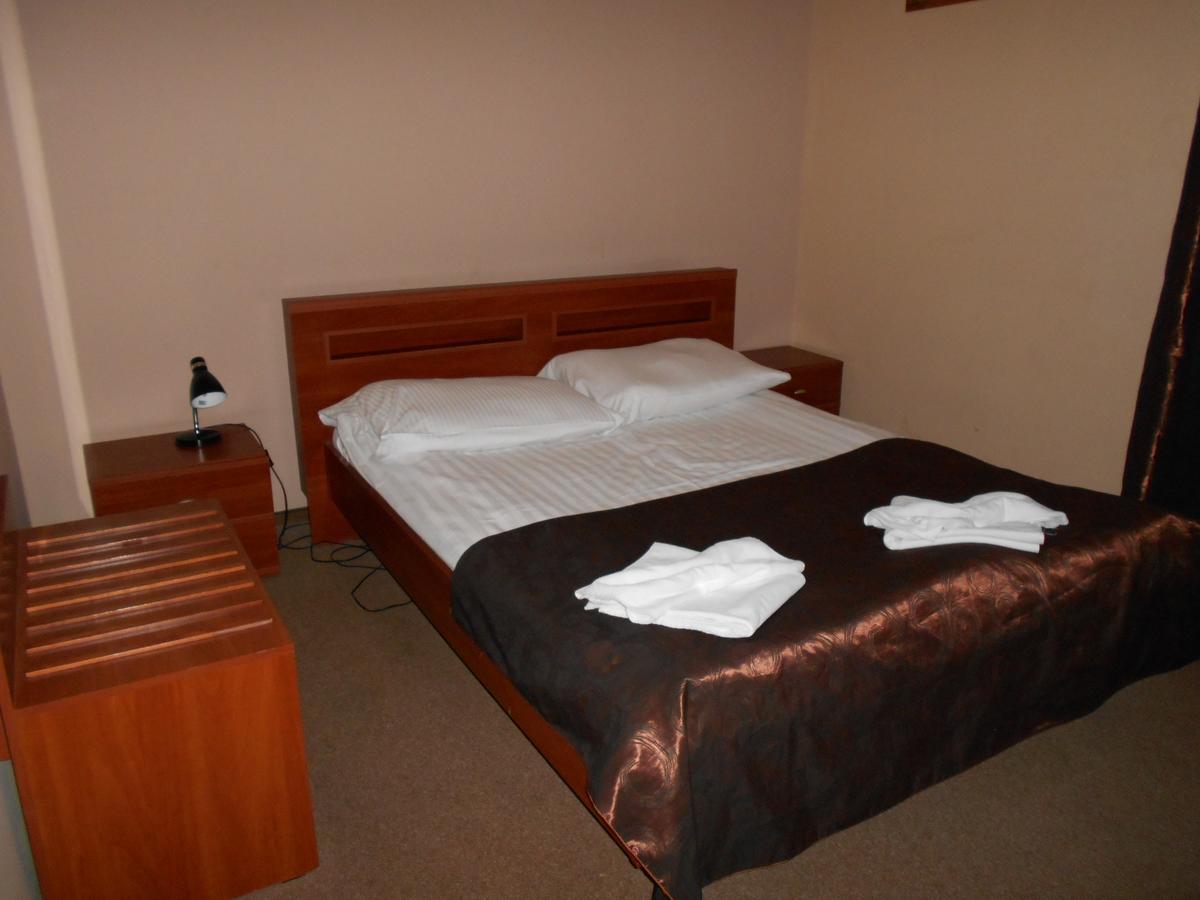 Hotel Astor Radom Dış mekan fotoğraf